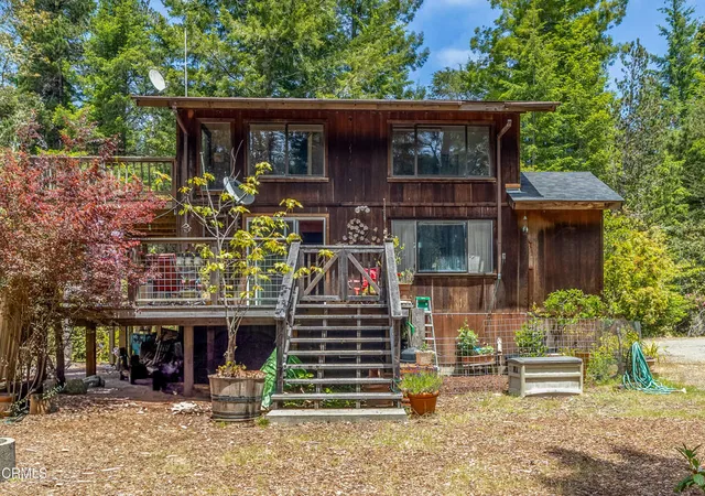 Photo 3 of Single family home for sale at 43150 Little Lake Rd, Mendocino, CA 95460 | MLS# C1-11053 | Listing updated on 2026-08-31