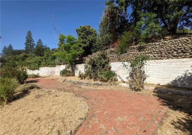 Photo 4 of Land for sale at 1880 Stearns Rd, Paradise, CA 95969 | MLS# SN25135863 | Listing updated on 2026-06-29
