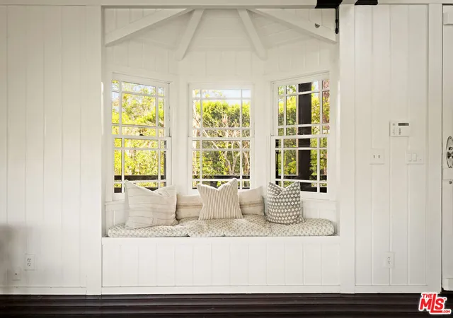 4th image of 1710 San Remo Dr, Pacific Palisades, CA 90272 | MLS# 25552997