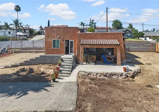 2nd image of 8035 Santa Rita St, Corona, CA 92881 | MLS# PW25138060