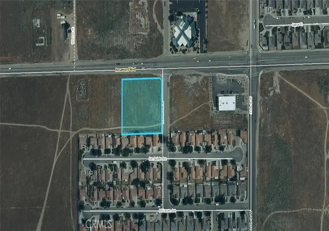 3rd image of 1 Rosamond Blvd, Rosamond, CA 93560 | MLS# SR25139016