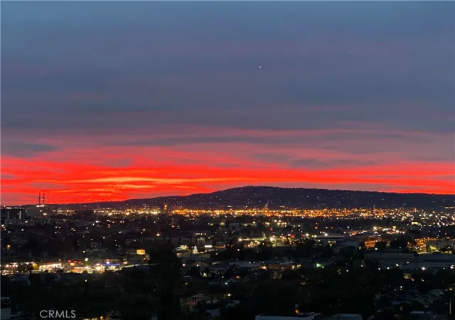 Condominium at 2604 E 20th Street #304, Signal Hill, CA 90755 | MLS# PW25138667 |  | Sold on 2025-11-03