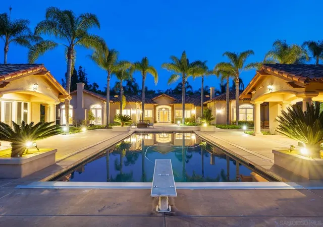 2nd image of 18050 Rancho La Cima Corte, Rancho Santa Fe, CA 92067 | MLS# 250031360SD