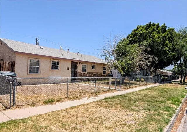 Homes for sale in Blythe, CA | 410 N Lovekin Blvd, Blythe, CA 92225 | MLS# OC25140016