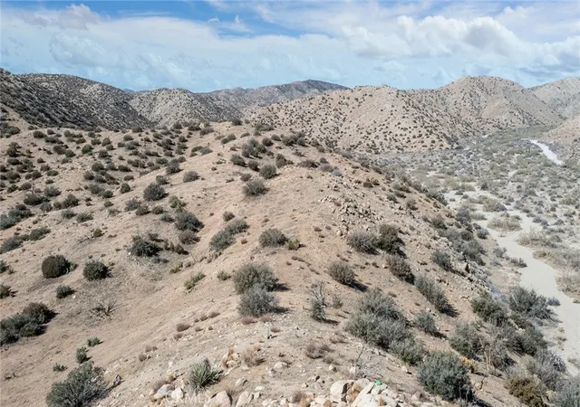 4th image of 50565 Burns Canyon Rd, Pioneertown, CA 92268 | MLS# JT25138582