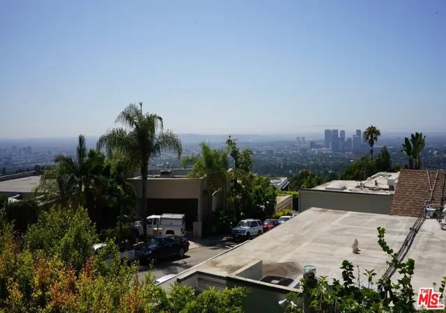 9th image of 1461 Laurel Way, Beverly Hills, CA 90210 | MLS# 25557057