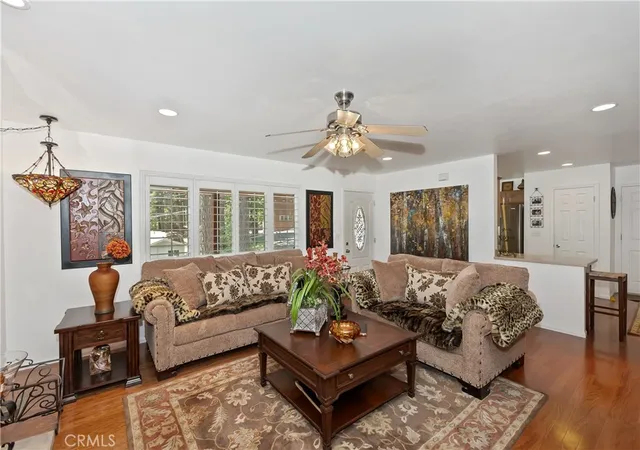 4th image of 31816 Silver Spruce Dr, Running Springs, CA 92382 | MLS# IG25142893