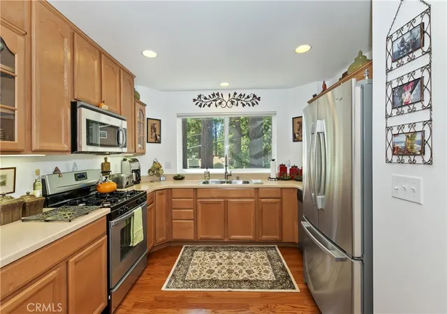5th image of 31816 Silver Spruce Dr, Running Springs, CA 92382 | MLS# IG25142893