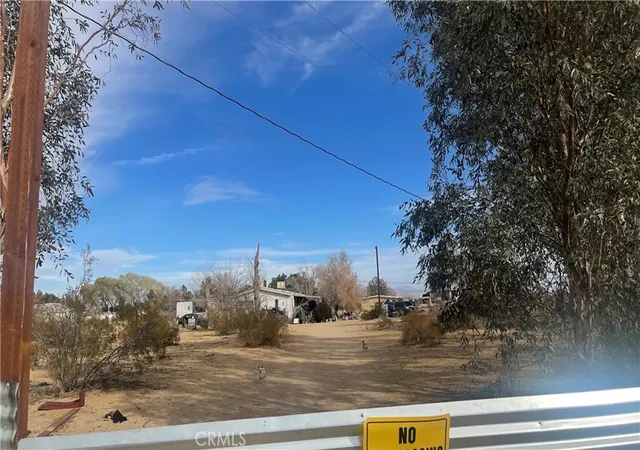 Homes for sale in Inyokern, CA | 1952 Blackbird St, Inyokern, CA 93527 | MLS# SR25143045