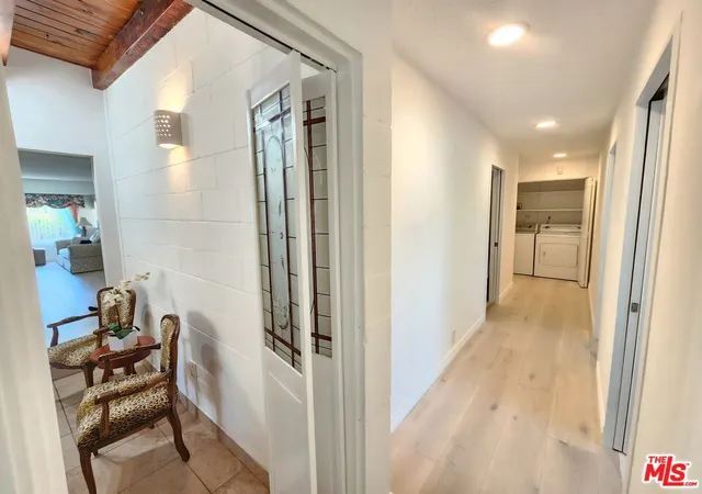 5th image of 8130 Grimsby Ave, Los Angeles, CA 90045 | MLS# 25547733