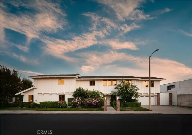 Homes for sale in Westlake Village, CA | 3924 Fairbreeze Cir, Westlake Village, CA 91361 | MLS# SR25136702