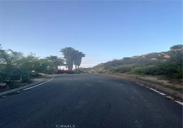 3rd image of 44810 La Mancha Rd, Temecula, CA 92590 | MLS# IV25060809