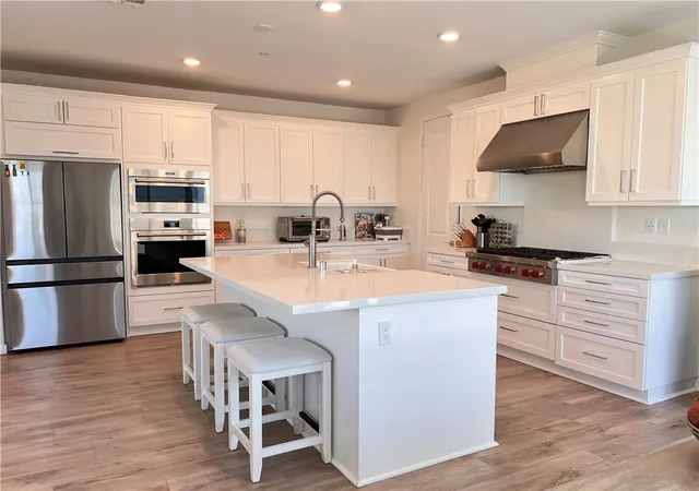 Homes for sale in Valencia, CA | 27620 Symphony Pl, Valencia, CA 91381 | MLS# SR25139377