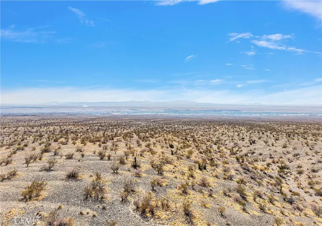 3rd image of 0 Near Bryman Rd, Oro Grande, CA 92368 | MLS# HD25145268