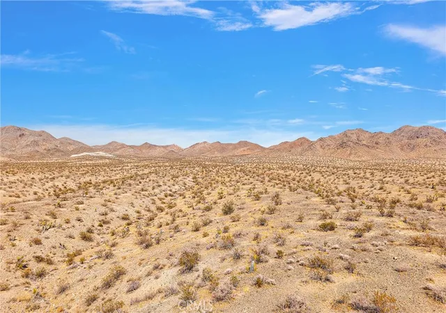 5th image of 0 Near Bryman Rd, Oro Grande, CA 92368 | MLS# HD25145268