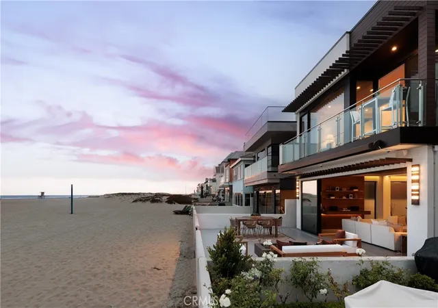 40th image of 7104 W Oceanfront, Newport Beach, CA 92663 | MLS# OC25133061