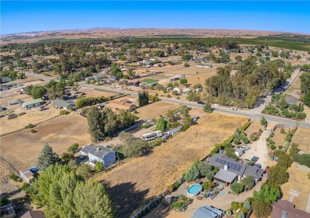Homes for sale in Paso Robles, CA | 4515 Jardine Rd, Paso Robles, CA 93446 | MLS# CV25146335