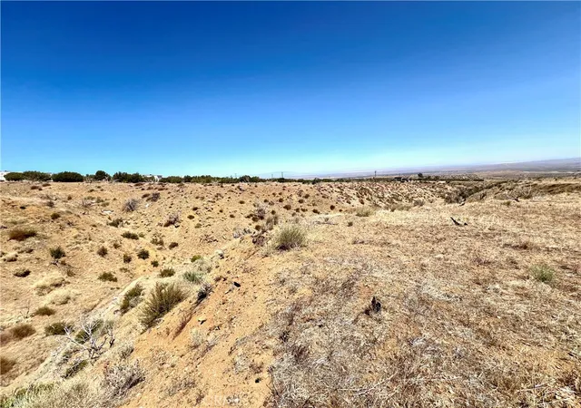Photo 2 of Land for sale at 113 Juniper Mesa Rd, Littlerock, CA 93543 | MLS# JT25136237 | Listing updated on 2026-06-19