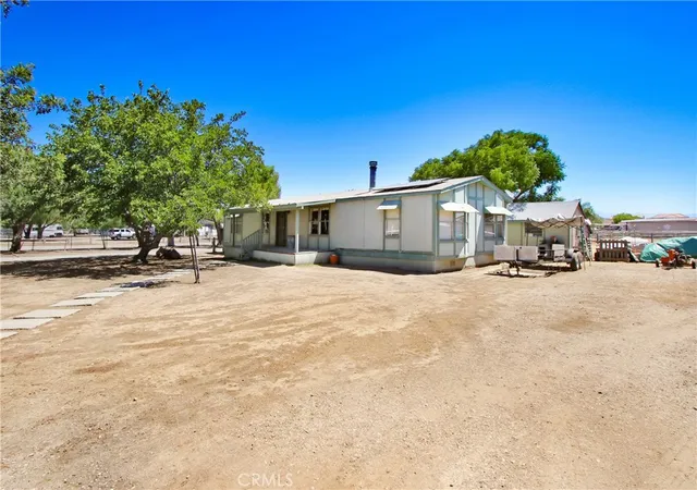 Photo 4 of Single family home for sale at 30750 Old Windmill Rd, Menifee, CA 92584 | MLS# PW25147739 | Listing updated on 2026-06-16