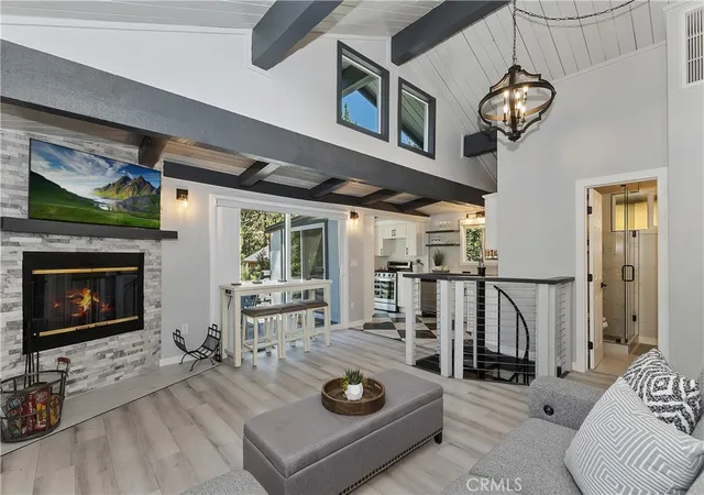 Photo 3 of Single family home for sale at 580 Lucerne Dr, Big Bear Lake, CA 92315 | MLS# IG25148360 | Listing updated on 2026-09-29