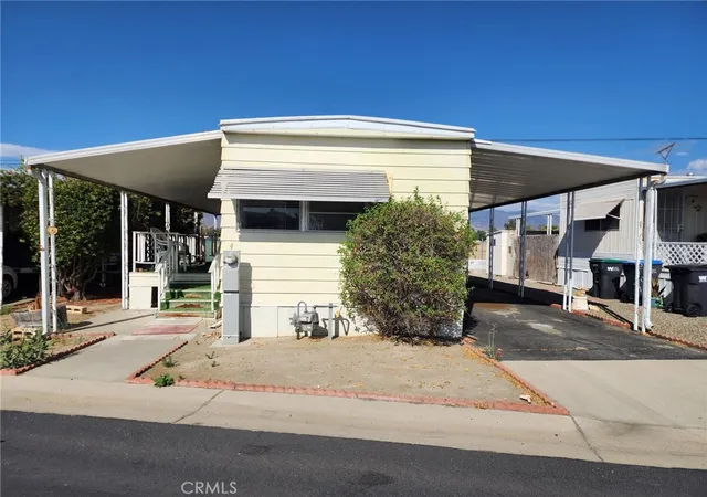 3rd image of 43601 State Hwy 74 Sp#4, Hemet, CA 92544 | MLS# SW25148349