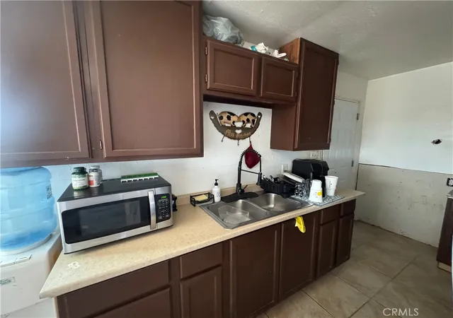 Homes for sale in Barstow, CA | 244 Woodham Ave, Barstow, CA 92311 | MLS# DW25149494
