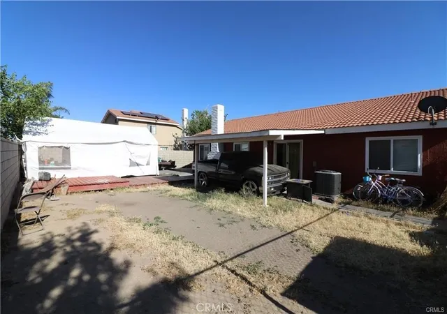 Homes for sale in Palmdale, CA | 4537 Elwood Ave, Palmdale, CA 93552 | MLS# BB25149491