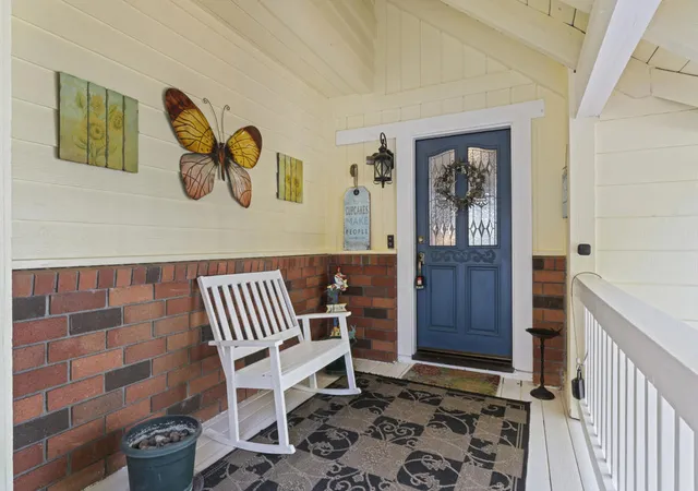 Photo 1 of Single family home for sale at 692 Zurich Dr, Lake Arrowhead, CA 92352 | MLS# 219132304DA | Listing updated on 2026-09-29