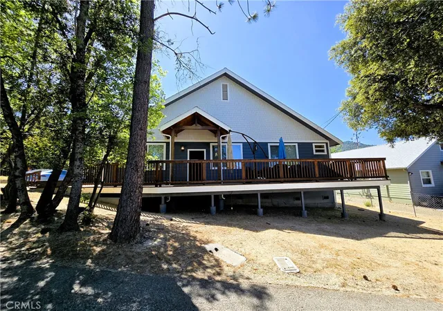 Homes for sale in Bass Lake, CA | 39567 E Idylwild, Bass Lake, CA 93604 | MLS# FR25149136