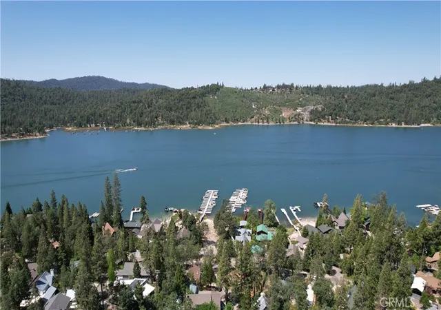 Homes for sale in Bass Lake, CA | 39567 E Idylwild, Bass Lake, CA 93604 | MLS# FR25149136
