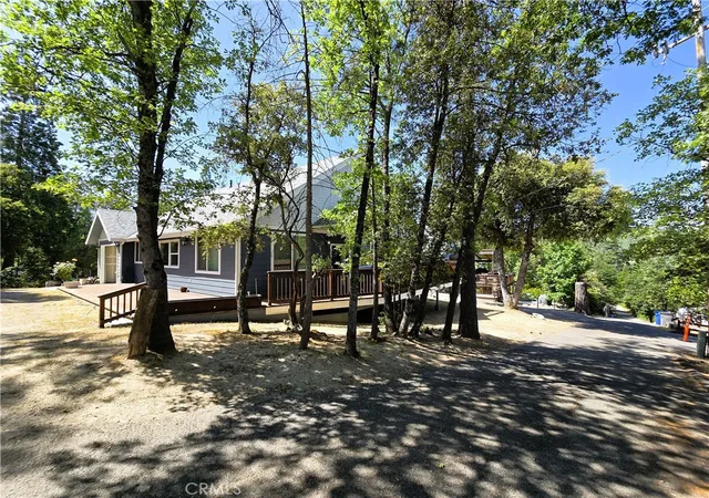 Homes for sale in Bass Lake, CA | 39567 E Idylwild, Bass Lake, CA 93604 | MLS# FR25149136