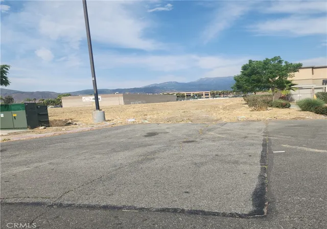 Photo 2 of Land for sale at 0 E Commonweaith Ave, San Jacinto, CA 92583 | MLS# OC25150648 | Listing updated on 2026-06-29