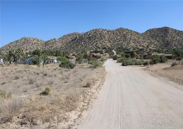 9th image of 0 Minna Gombell Ln, Pioneertown, CA 92668 | MLS# CV25150711