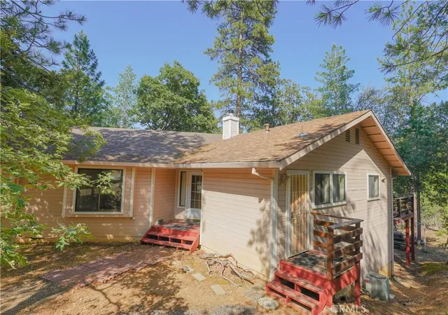 Homes for sale in Coulterville, CA | 5990 Sugar Pine Dr, Coulterville, CA 95311 | MLS# MC25146727