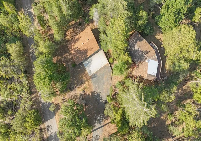 Homes for sale in Coulterville, CA | 5990 Sugar Pine Dr, Coulterville, CA 95311 | MLS# MC25146727