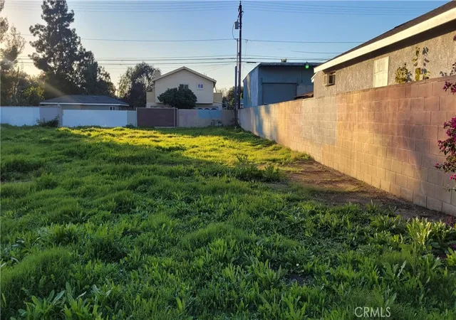 2nd image of 227 N Azusa Ave, Azusa, CA 91702 | MLS# GD25151272