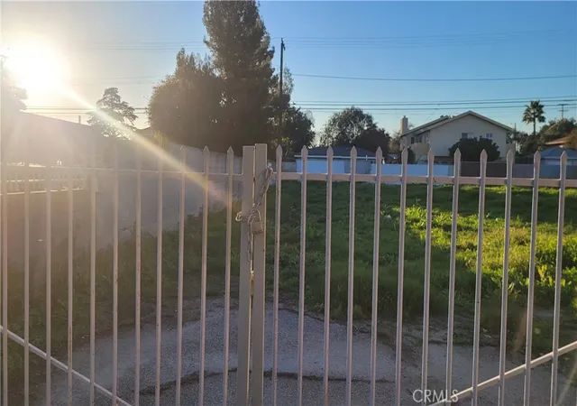4th image of 227 N Azusa Ave, Azusa, CA 91702 | MLS# GD25151272