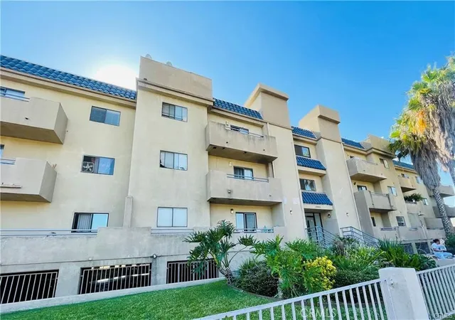 Homes for sale in San Fernando, CA | 10901 Laurel Cny Blvd #209, San Fernando, CA 91340 | MLS# SR25151612