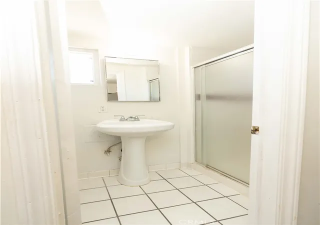 22nd image of 285 W 9th St, San Pedro, CA 90731 | MLS# GD25152689