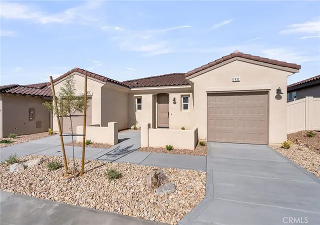 Homes for sale in Yucca Valley, CA | 7432 Desert Sky Dr, Yucca Valley, CA 92284 | MLS# IV25148487