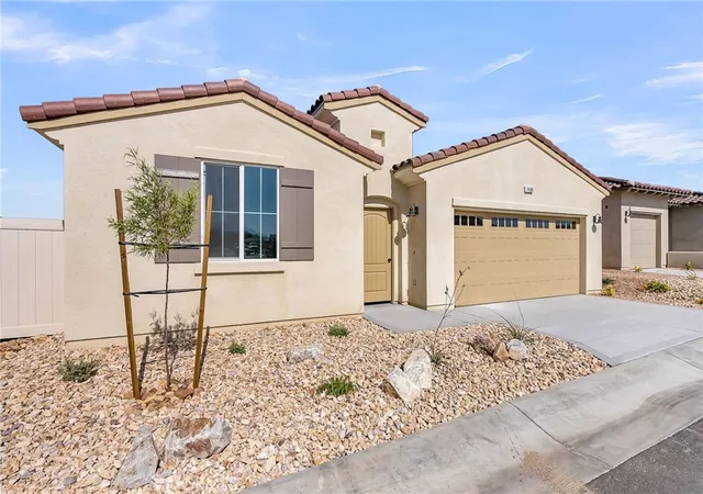 Homes for sale in Yucca Valley, CA | 7408 Desert Sky Dr, Yucca Valley, CA 92284 | MLS# IV25148484