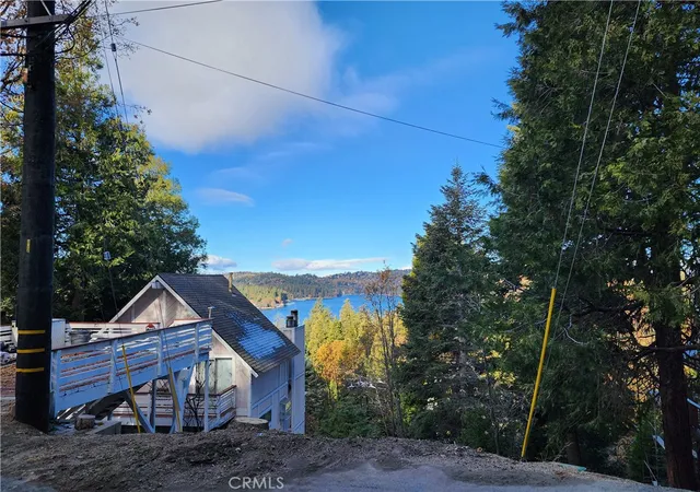 Photo 3 of Land for sale at 104 Fremont Rd, Lake Arrowhead, CA 92352 | MLS# IG25155138 | Listing updated on 2026-07-10
