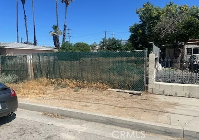 Photo 2 of Land for sale at 433 E Livingston, Banning, CA 92220 | MLS# CV25151783 | Listing updated on 2026-07-01