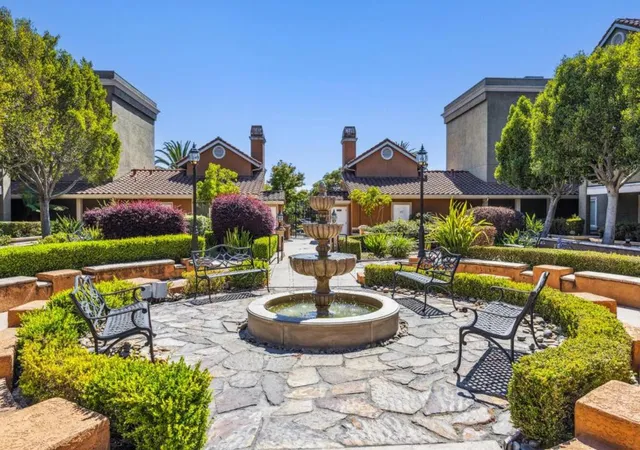 Listing Photo 4 - Condo for sale in building located at 401 S Norfolk St, San Mateo, CA 94401 - Unit #123