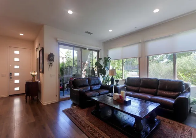 5th image of 126 Cadence, Irvine, CA 92618 | MLS# 250033180SD