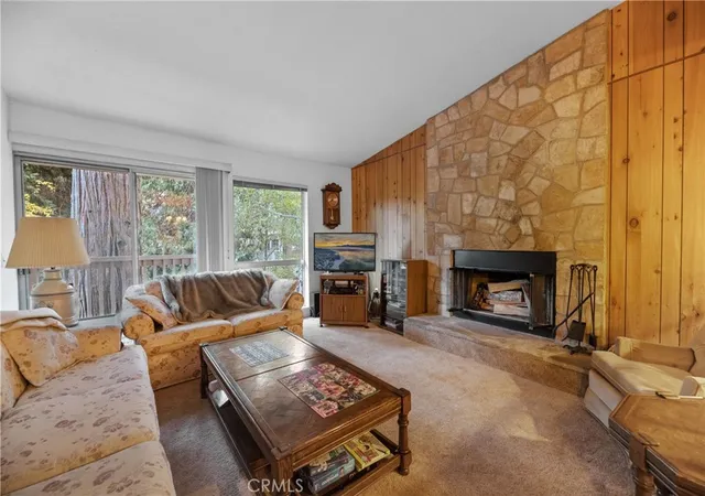 Photo 1 of Condo for sale at 103 Rockledge Ln, Lake Arrowhead, CA 92352 | MLS# IG25155914 | Listing updated on 2026-09-29
