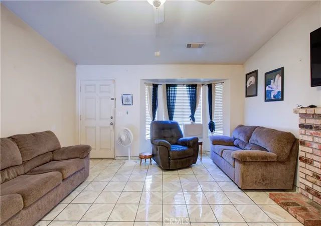 2nd image of 2064 Glenmoor Pl, Livingston, CA 95334 | MLS# MC25155986