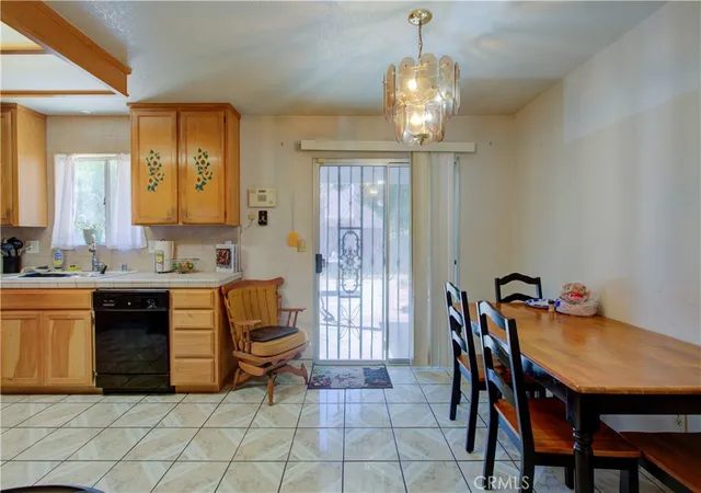 4th image of 2064 Glenmoor Pl, Livingston, CA 95334 | MLS# MC25155986
