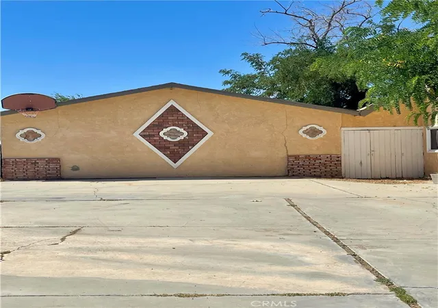 Photo 3 of Sale Pending at 9044 E Ave T4, Littlerock, CA 93543 | MLS# SR25141302 | Listing updated on 2026-10-01