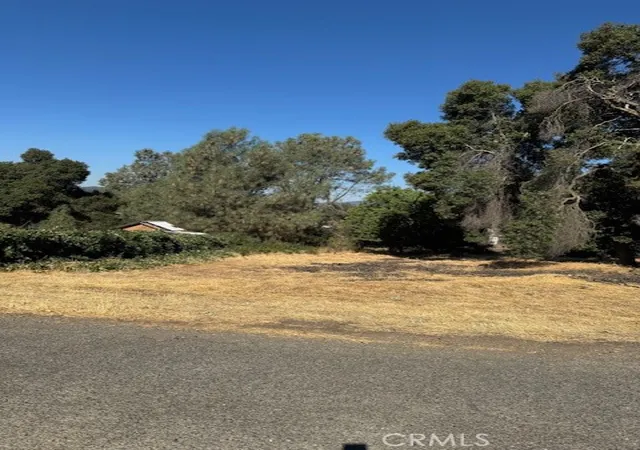 3rd image of 3595 Mountain View St, Clearlake, CA 95422 | MLS# LC25157651